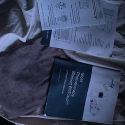 Motif Bili Light Therapy Blanket 