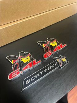 3-PIECE SCAT PACK KIT - 6.4L BEES & TRUNK LETTERING