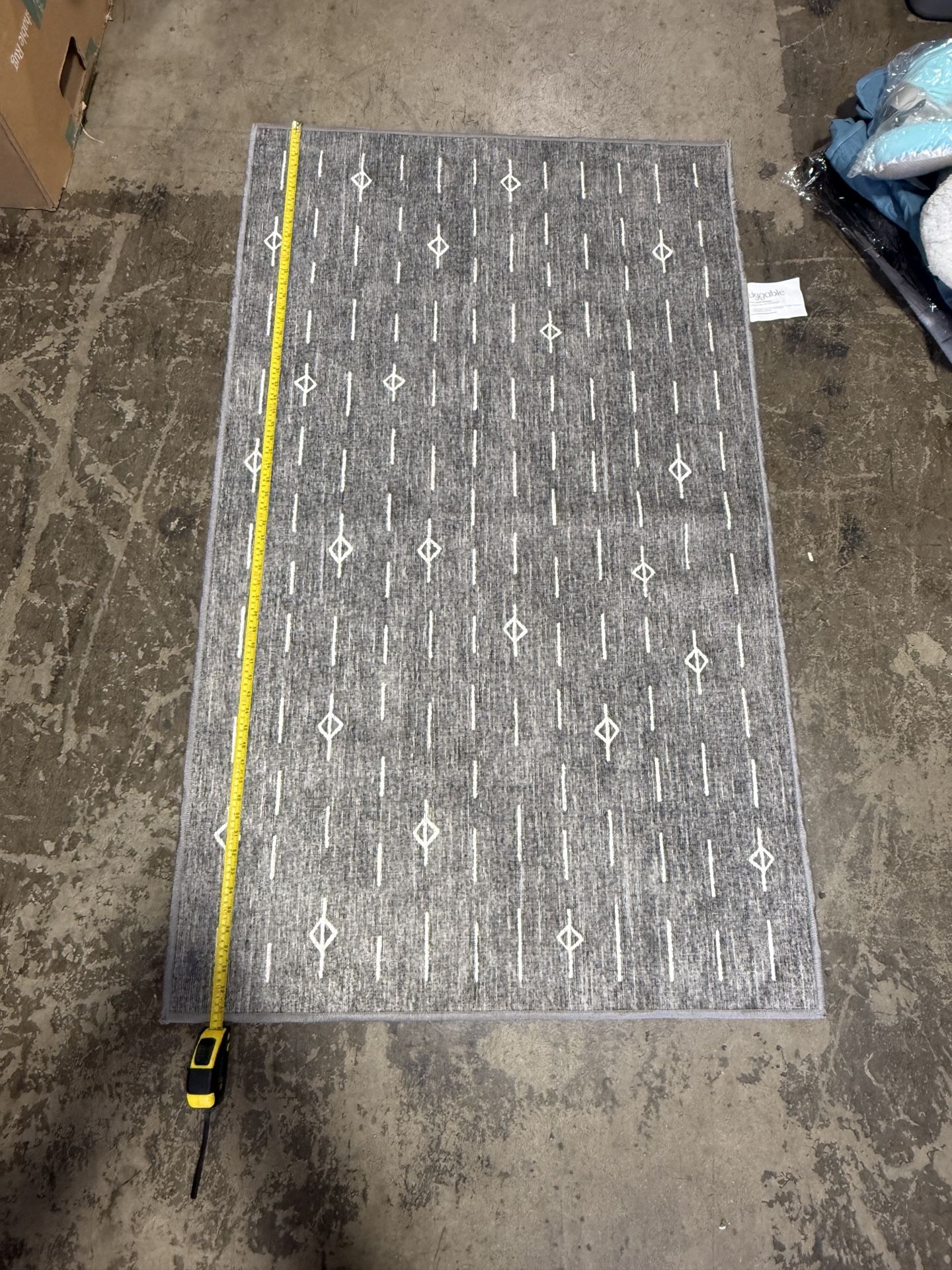 Ruggable Flatwoven Washable Alina Rug 3’ x 5’ for Sale in Santa Fe ...