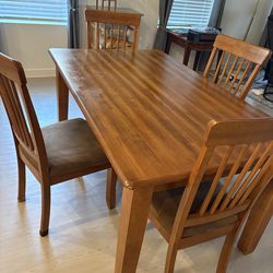 Wood table with 4 chairs $75
