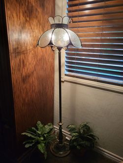 Floor lamp perfect very heavy new