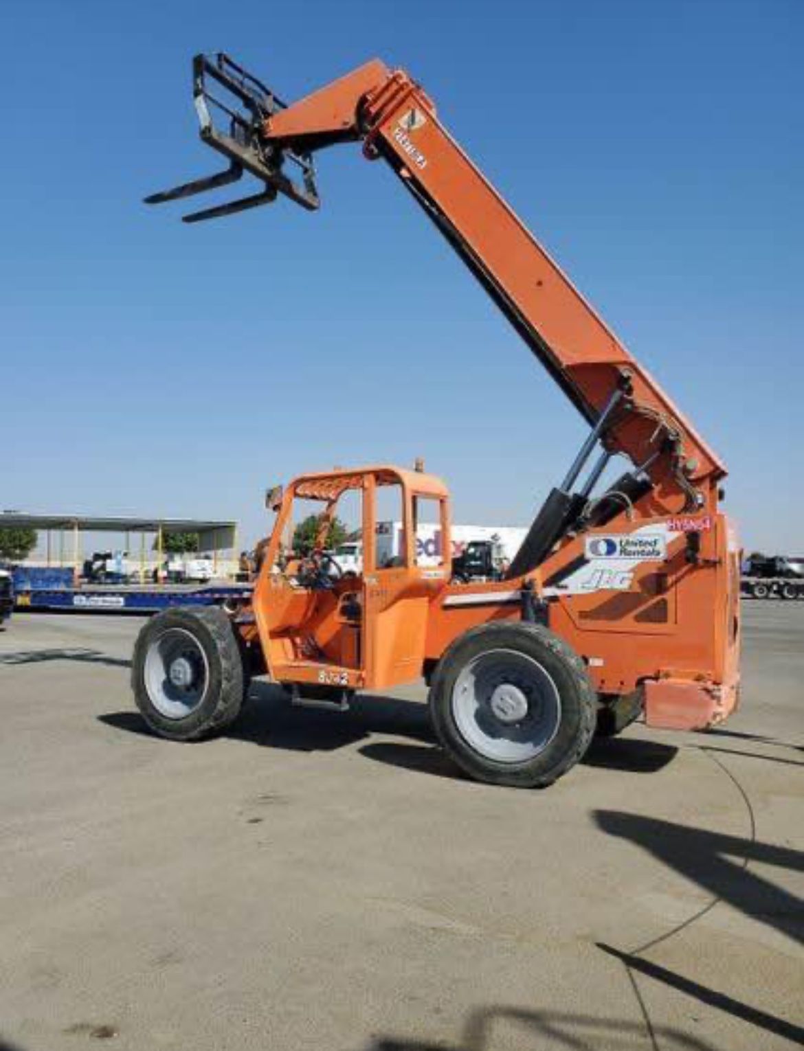 Skytrak 8042 Reach Forklift