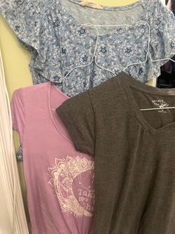 Set of 3 Women’s T shirts Size Medium