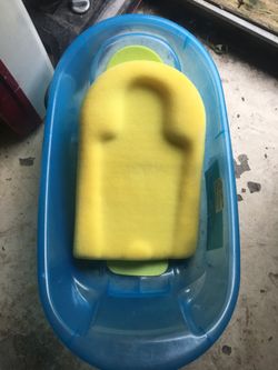 Baby bathtub
