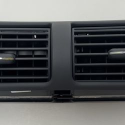 2005 Mercedes-Benz C240 Center Dash Air Vents A(contact info removed) Dark Gray