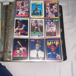 Huge Binder of Vintage Sports Cards – Baseball, Basketball & Football – $500  