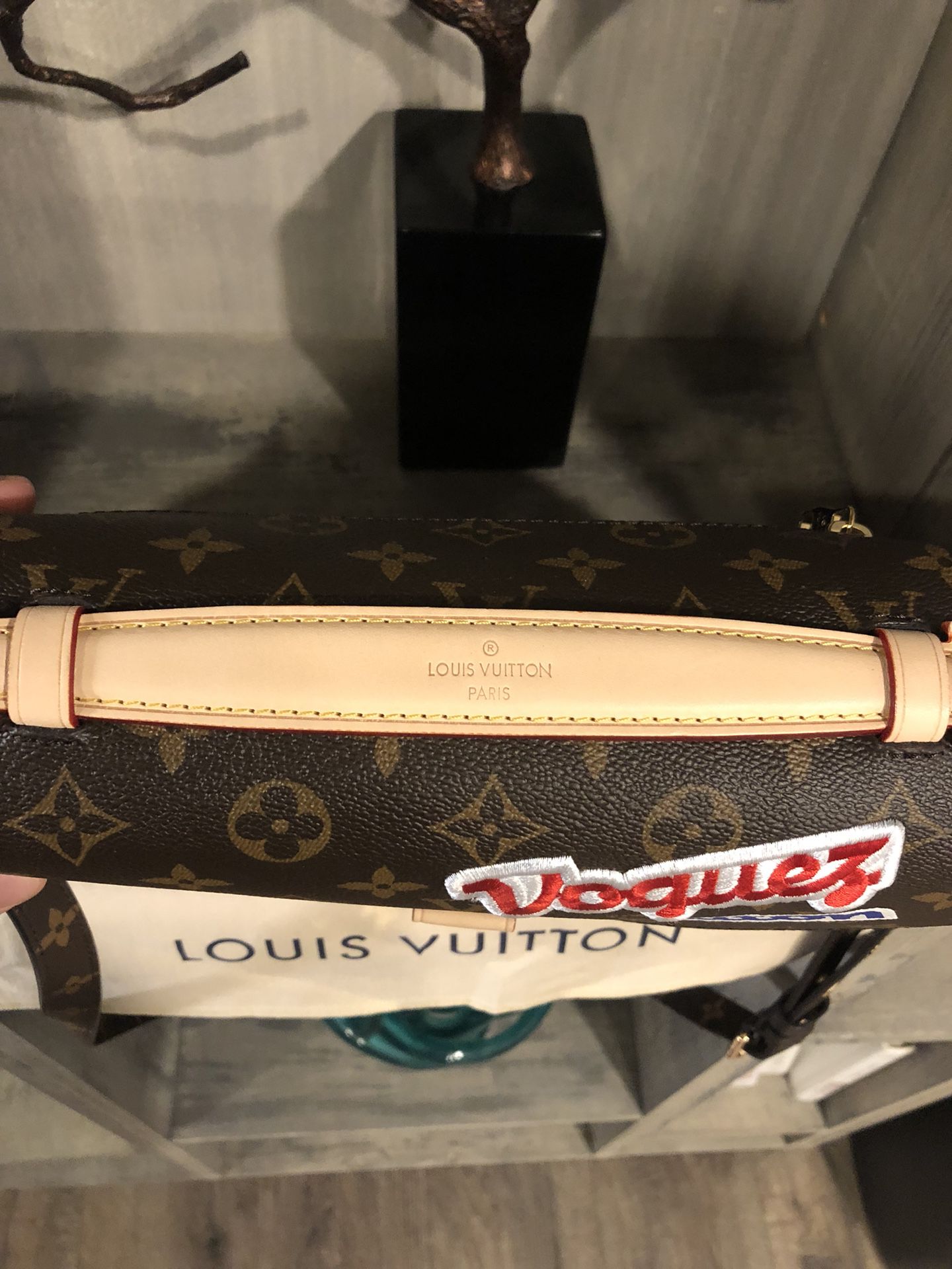 Authentic Lv Pochette Metis Bag Like New, Comes with dustbag, and receipt  for Sale in Bardonia, NY - OfferUp