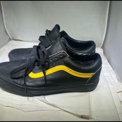 PreOwned Vans Old Skool Leather Black Gold Off The Wall Men's 8.5