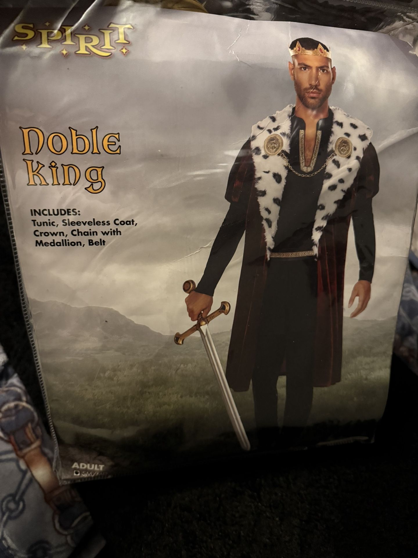 Halloween King Costume with Sword