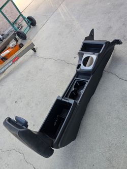 Honda Civic 2006 - 2011 Coupe 2 Doors Center Console Complete Great Condition..