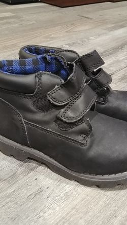 Boys boots