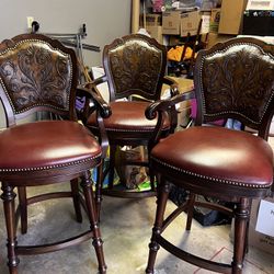3 Quality Barstools