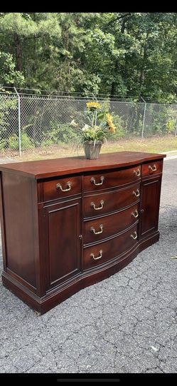 Real Wood Long Dresser With Big Drawers . Drawers Sliding Smoothly.  Delivery Available for Sale in Springfield, VA - OfferUp