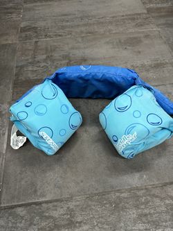 Stearns Brand Floaties Good Condition