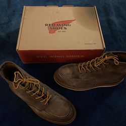 Red Wings Classic Heritage 6” Moc Toe Size 13, 8883