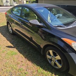 2012 Hyundai Elantra