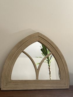 Gothic Arch Mirror 