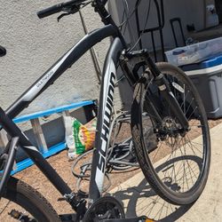 Schwinn S5712WMDS 700C Glenwood Mens Hybrid Bike - Black
