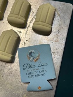 Pencil bath bombs with embeds- how fun!!