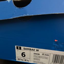 Brand New Adidas Size 6 SAMBA W