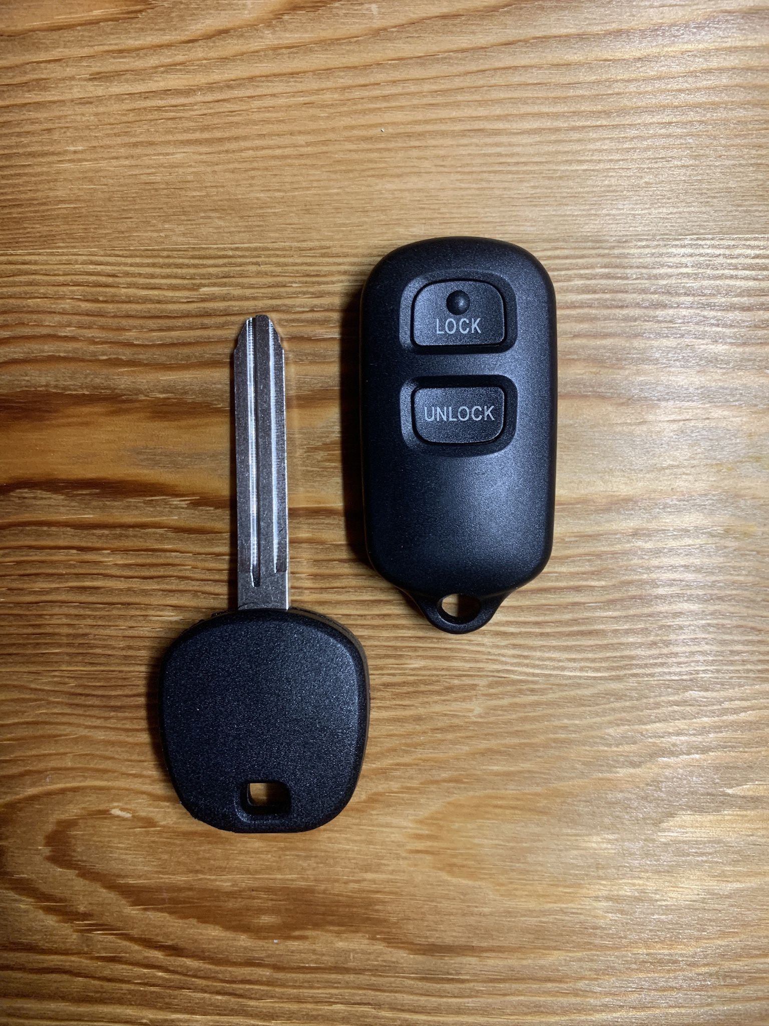 Toyota Tacoma Key, Toyota Tundra Key, Toyota T100 Key