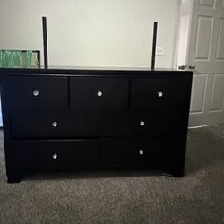 DRESSER FOR SALE 