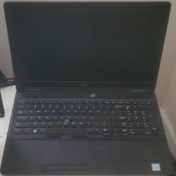 Laptop Dell Latitude 5590