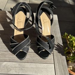 Christian Louboutin Zipper Heels Shoes 39
