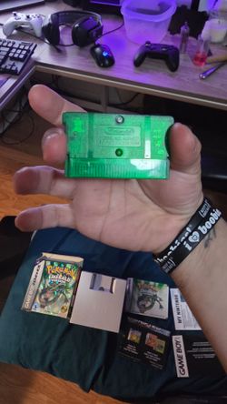 Pokemon emerald full box set dead battery