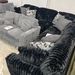 Free delivery cozy Sectional!