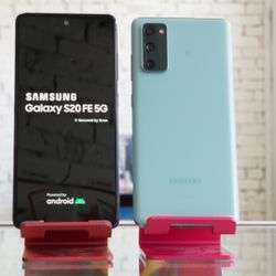 Samsung Galaxy S20Fe / Good Condition / Unlocked / 30 Days Warranty 