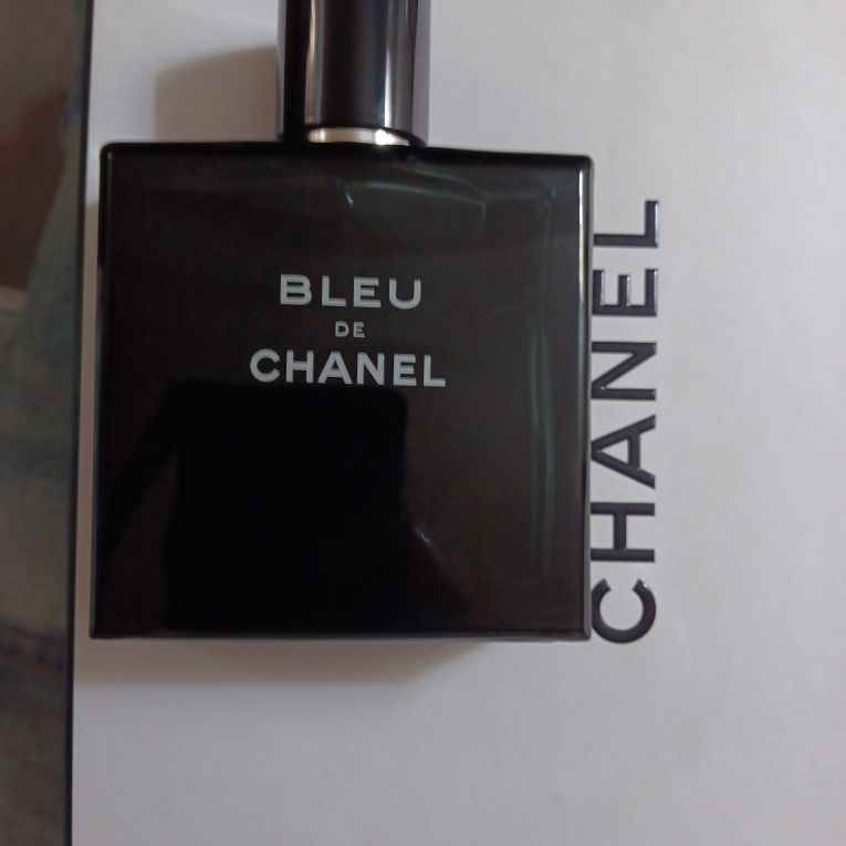 3.4oz Bleu De Chanel Men's Cologne for Sale in Garland, TX - OfferUp