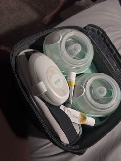 Elvie breast pump