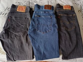 Levi's/ Lee men's jeans size 30w/ 31w used