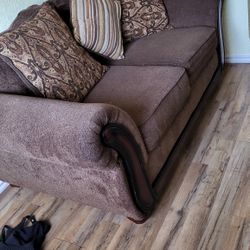 Rooms To Go Loveseat