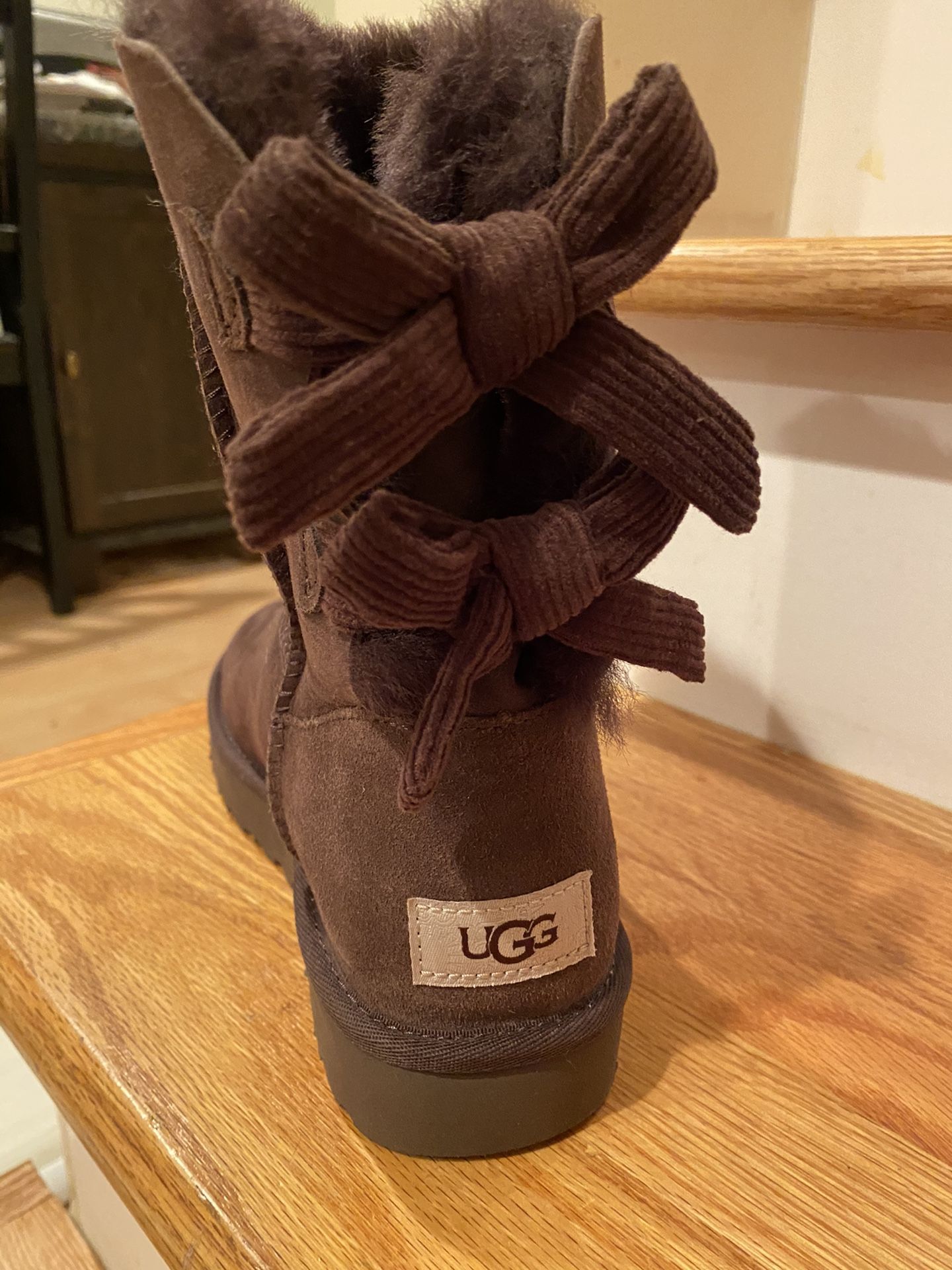 Ugg boots New never worn Size 6