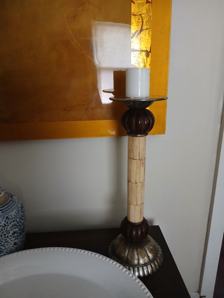 2 Candle Holder