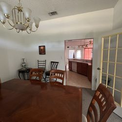 Dinning Room Table & 6 Chairs