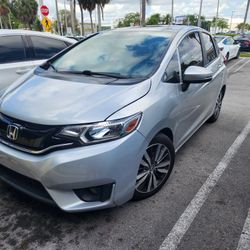 2015 Honda FIT