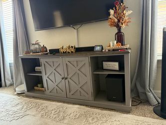 Farmhouse tv stand