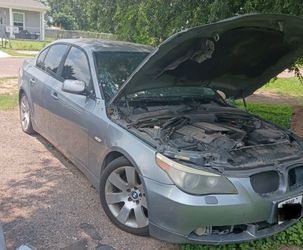 2004 BMW 530i