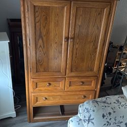 Drawers And Fine China Cabinets 