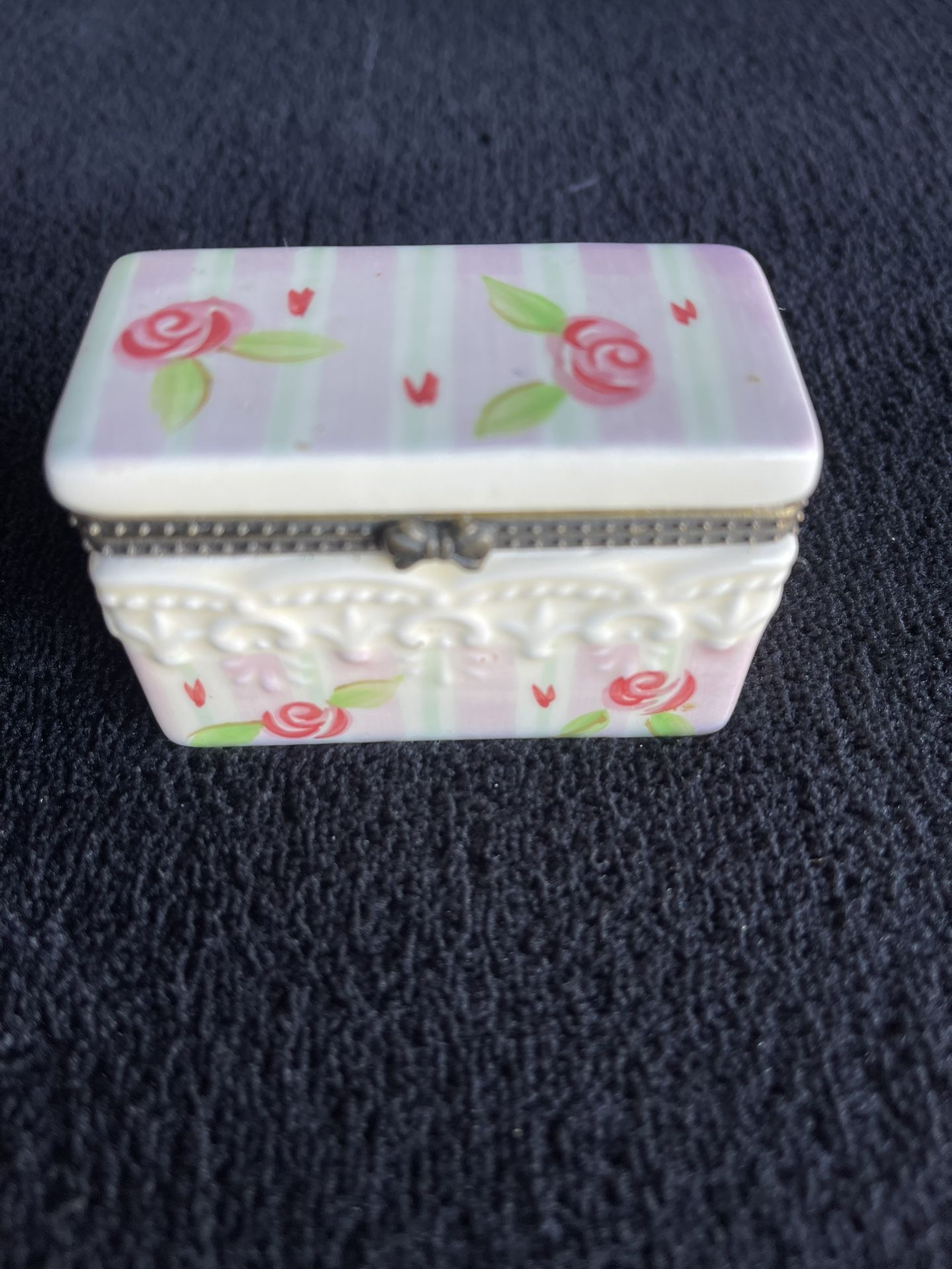 Vintage porcelain trinket box - SMALL - Rite of Spring - floral - brass trim and bow