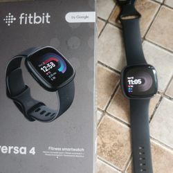 Fitbit Versa 4