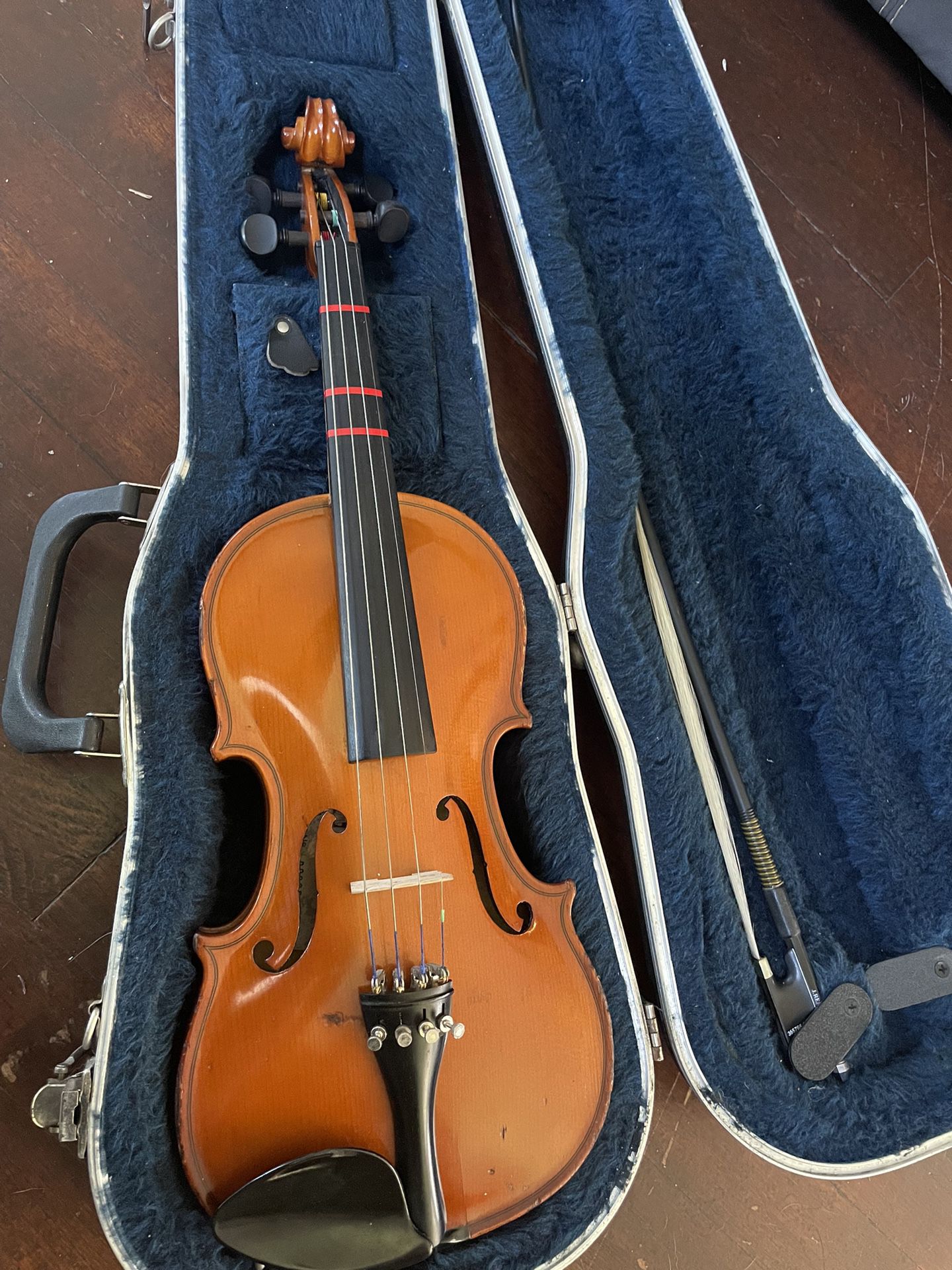 Violin  With Music Stand Included 