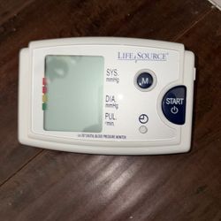 LifeSource Quick Response Digital Blood Pressure Monitor (Model UA-787EJ)