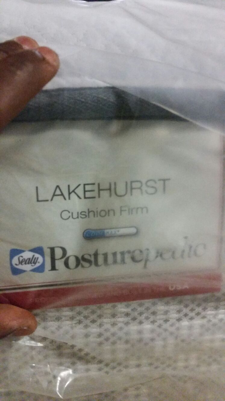 Queen Size Sealy Posturepedic LAKEHURST Cushion Firm for Sale in
