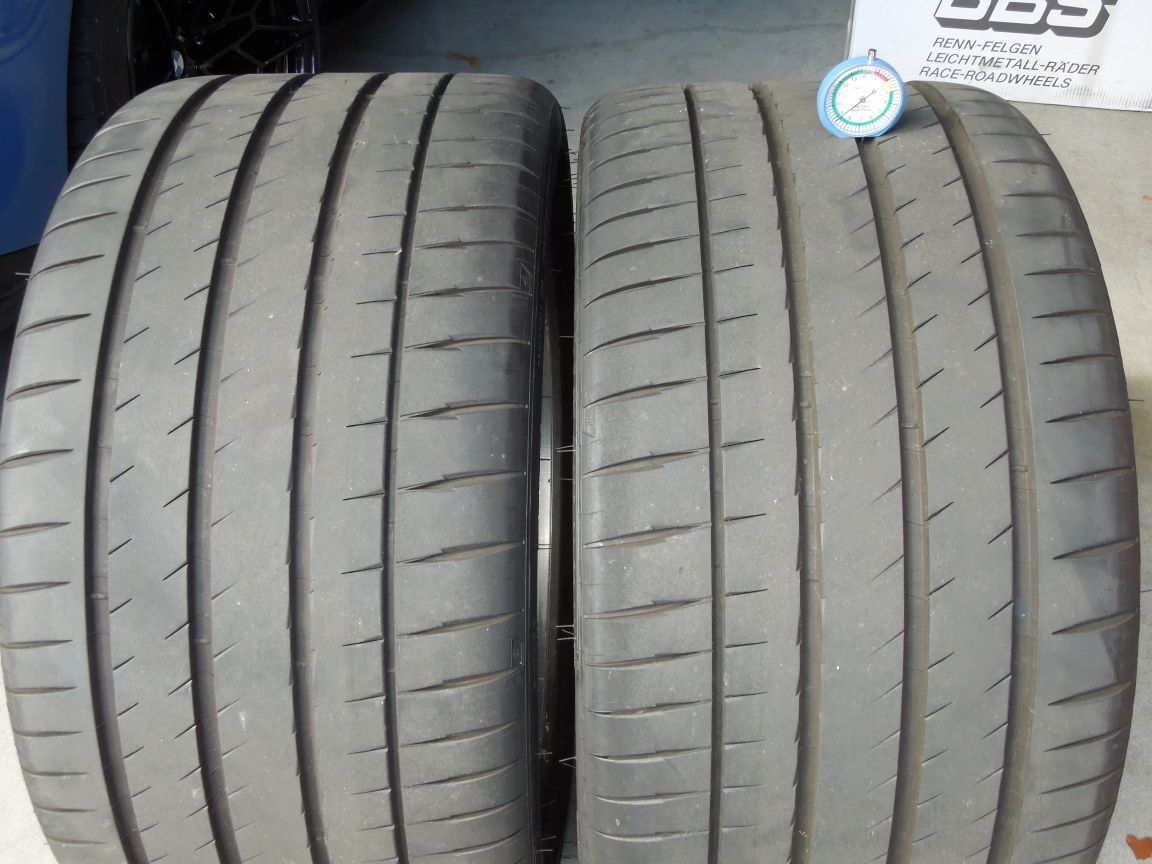 2 - Michelin Pilot Sport 4s - 295/30/20