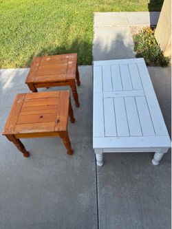 Coffee table set