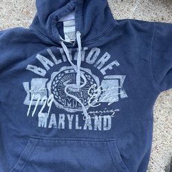 USED BALTIMORE MARYLAND SOUVENIR HOODIE SIZE  SMALL (LPANET COTTON)